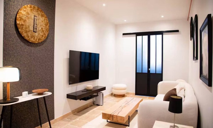 Neufchateau Casa | Chez Marie-Paul's