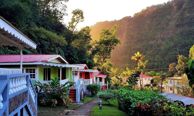 Fond Cani Apartamento | Chez Ophelia Cottage Apartments