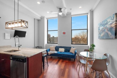 Olde Kensington Apartamento | Chic 1br W Pool In Luxury Complex