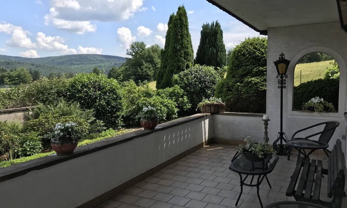 Hirschhorn Apartamento | Chic furnished apartment in a beautiful location with gardens and a view.