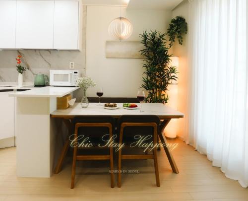 Hapjeong-dong Apartamento | Chic Stay 홍대 합정 신촌 # 최대8인 # 신축 엘리베이터 # 무료짐보관 # 무료주차