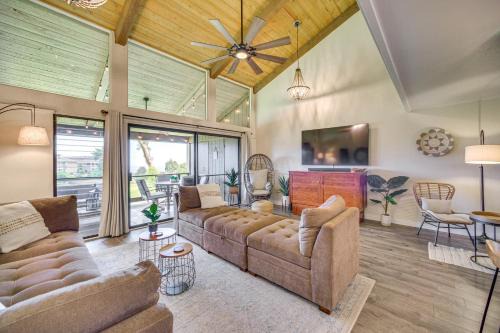 Waikoloa Apartamento | Chic Waikoloa Condo with Lanai and Complex Pools!