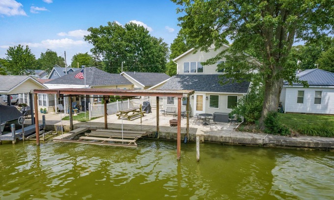 Lakeview Casa | Chippewa Cottage at Indian Lake