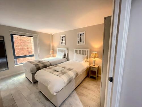 Chinatown Apartamento | City Centre 2BR Apt - Balcony - Free Parking