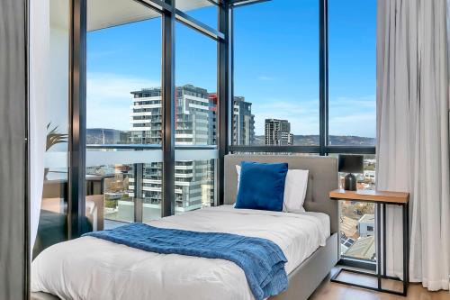 Adelaide Central Business District Apartamento | Cityscape Haven - CBD retreat with an array of Hotel Amenities