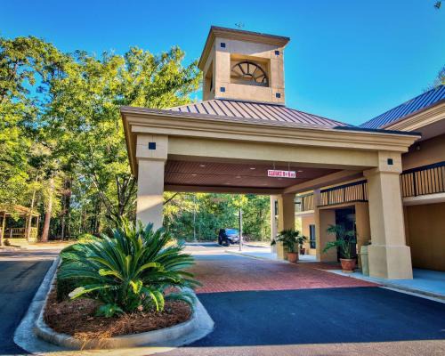 Aiken Hotel | Clarion Inn & Suites Aiken South