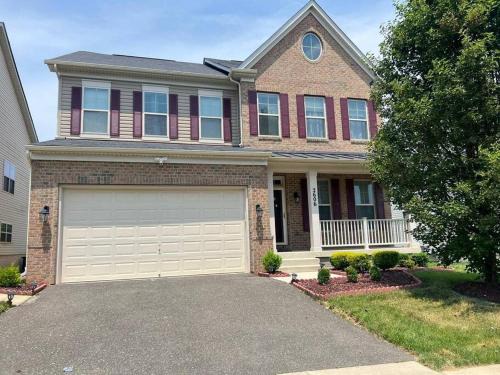 Glenarden Casa | Classic 6Bed,3.5Bath at the heart of Lanham next door to DC. Maryland