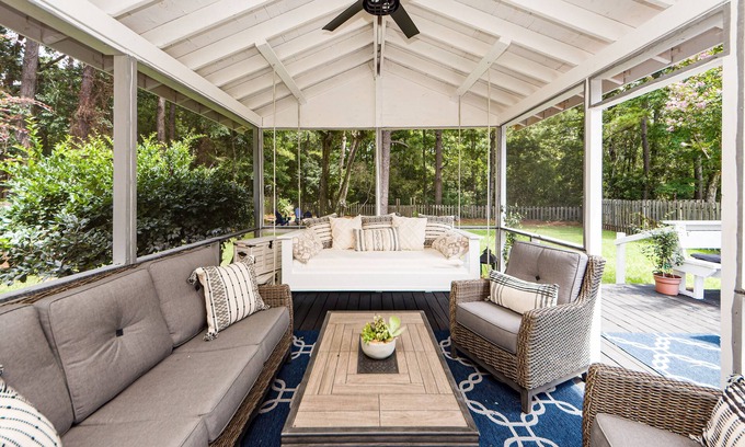 Mount Pleasant Casa | Clean Coastal Cottage 5min to beach & 15min to Charleston