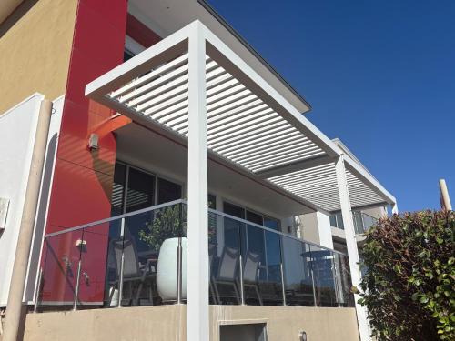 Mildura Villa | Clearview Waters - 4 King bedrooms 3 bathrooms water views