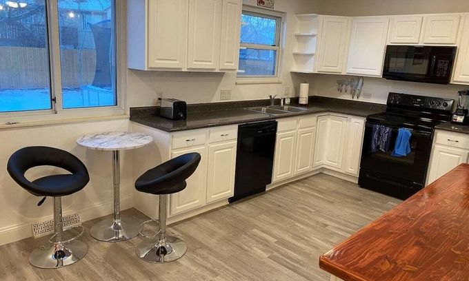 Aurora Casa | Clete’s Cherry Creek Retreat