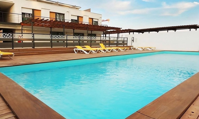 Eguilles Hotel | Close to Cannes and Grand Place! Free Parking & Onsite Pool