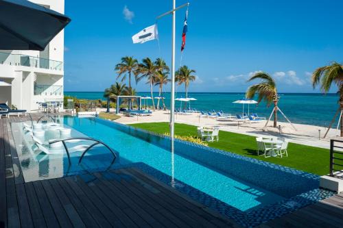 Rum Point Apartamento | Club Suites at Rum Point