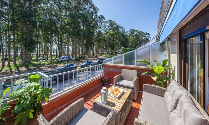 Linero Apartamento | Coastal Experience in Asturias - Terrace & Views