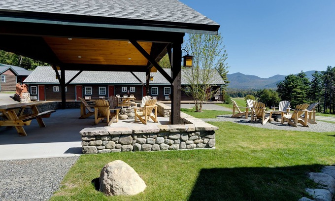 Lake Placid Hotel | Cobble Mountain Lodge