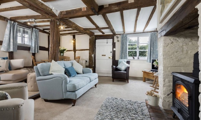 Pembridge Cabaña | Una casa de campo que admite mascotas, con capacidad para cuatro personas. En Herefordshire's Black and White Village Trail.