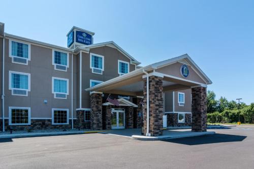 Greenville Hotel | Cobblestone Hotel & Suites - Greenville