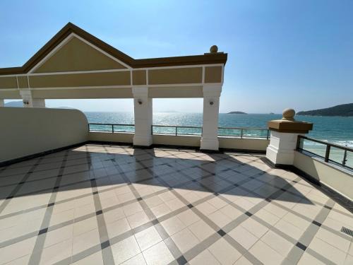 Ingleses Sul Apartamento | Cobertura aparthotel frente ao mar