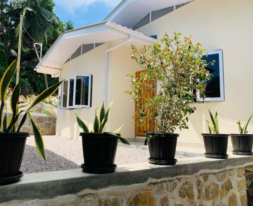 Mahe Island Apartamento | Coco Vanille Chalets