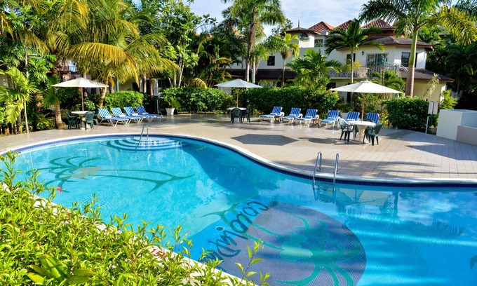 Negril Complejo | CocoLaPalm Seaside Resort