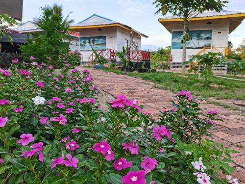 Semporna Complejo | Coconut Garden Resort仙本那顺德人家棕榈园