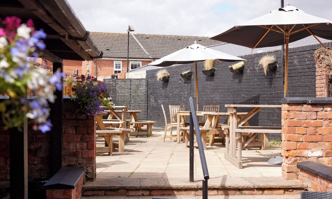 Coleshill Hotel | Coleshill Hotel by Greene King Inns