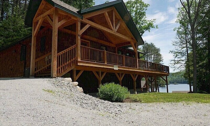 Weare Complejo | Come stay at our four season resort!