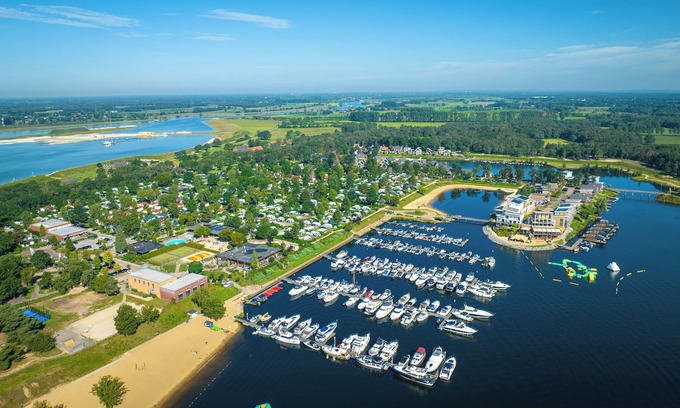 Leuken Apartamento | Comfort 4-person apartment in the holiday park Landal Marina Resort Well