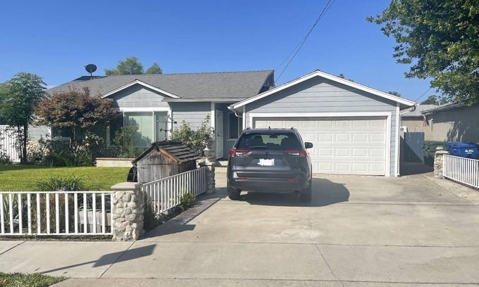 Monrovia Casa | Comfort Stay In Monrovia-Explore