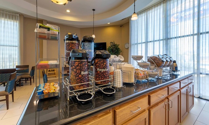 Barstow Hotel | Comfort Suites Barstow near I-15