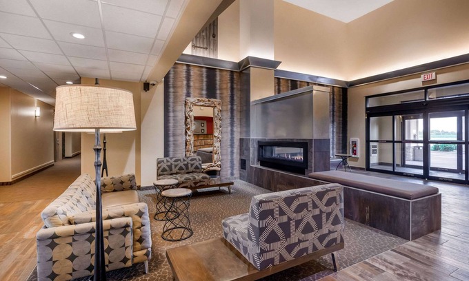 Burlington Hotel | Comfort Suites Burlington