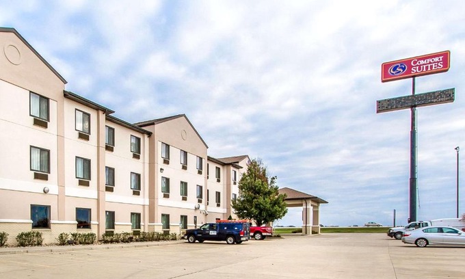 Mattoon Hotel | Comfort Suites Mattoon East