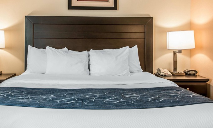 Saint Marys  Saint Joseph County Hotel | Comfort Suites South Bend near Casino