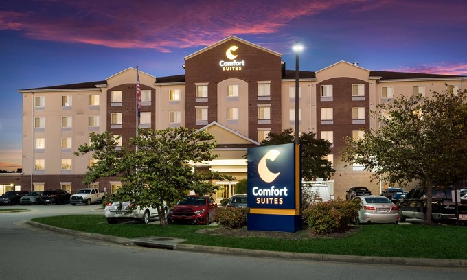 Norfolk - Virginia Beach Hotel | Comfort Suites Suffolk - Chesapeake