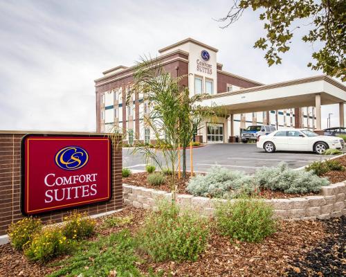 Woodland Hotel | Comfort Suites Woodland - Sacramento Airport