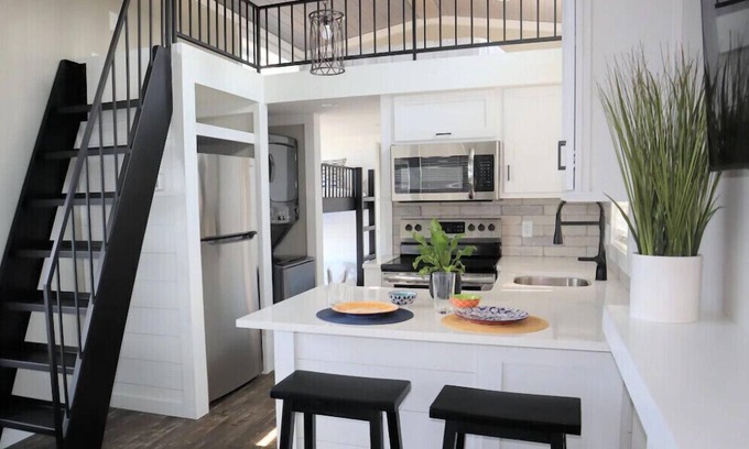 Sandusky Cabaña | Comfy Cottage #26 at Bayfront Resort in Sandusky