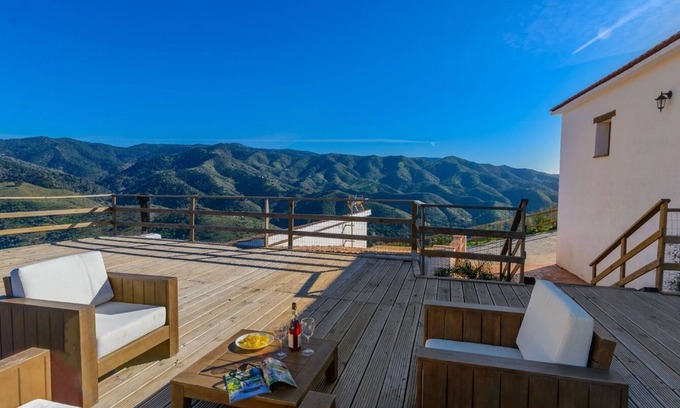 Palma-Palmilla Complejo | Complejo el Mirador - Casa de Piedra Málaga by Ruralidays