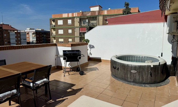 L'Olivereta Apartamento | Tu ático para larga temporada en el sol de Valencia