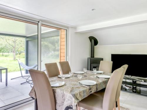 Jumieges Otro | Confortable Appartement 3 Chambres avec Poêle à Bois - API-1-52-639