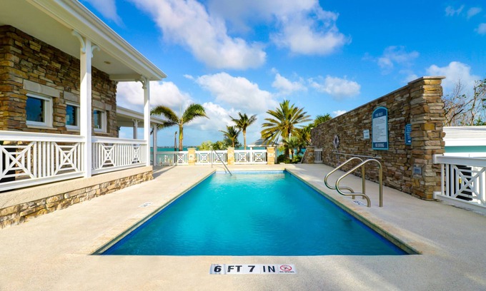 Little Torch Key Casa | Conexión de 2 habitaciones / 2. 5 baños Luxry Townhomes con entradas independientes - Can Sleep 12