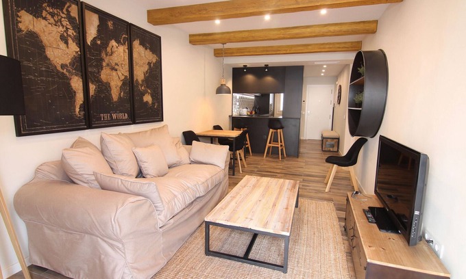 Centro histórico Chalet De Esquí | CONSEJERO Indias free parking by Cadiz4Rentals