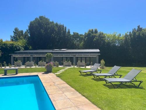Constantia Cabina | Constantia Winelands Lodge