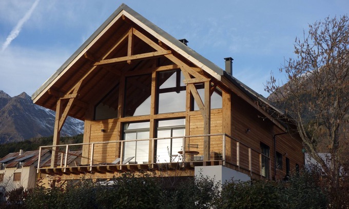 Puy-Saint-Eusebe Chalet De Esquí | Moderno chalet en las alturas de la Serre-Ponçon