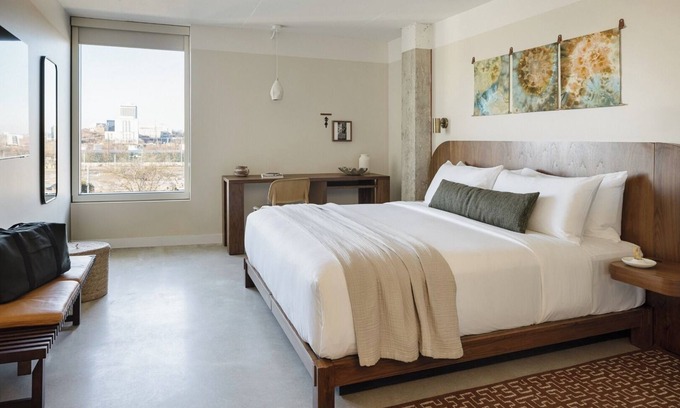 East Bank Hotel | Contemporary Luxury in Nashville - City View Unit. Outdoor Pool Onsite.