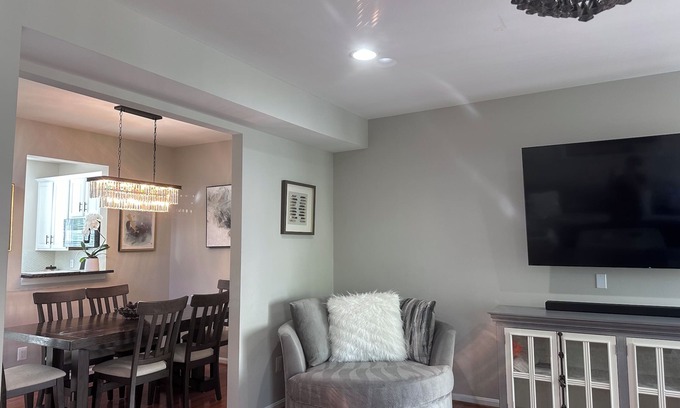 Sterling Casa | Contemporary Town-home with free parking at premises!