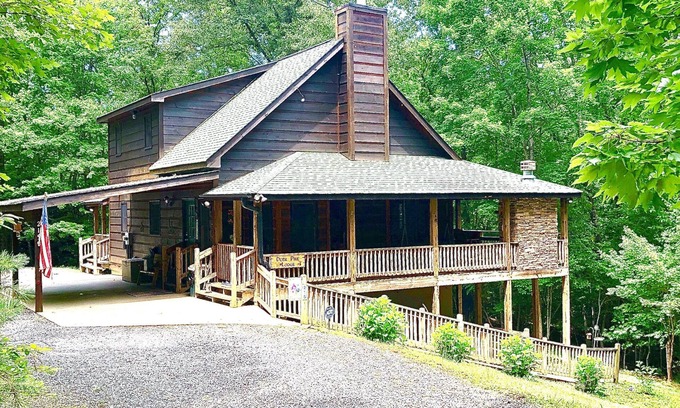 McCaysville Cabina | ¡No se necesita tracción en las 4 ruedas! Convenientemente ubicado a minutos de la ciudad.