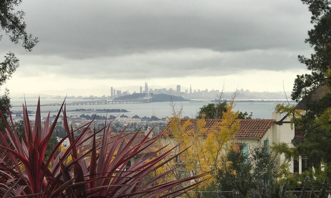 Berkeley Hills Apartamento | Casa histórica cerca de la Universidad de California, en vistas de la bahía