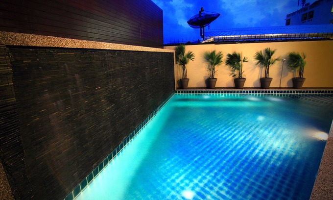 Talat Nuea Hotel | Cool Residence