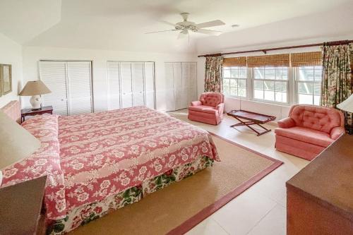 Hamilton Parish Villa | Coral Sea private beachfront panorama with infinity pool