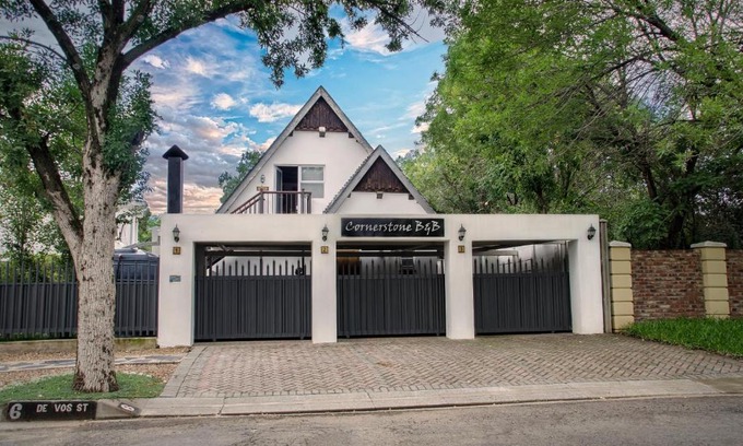 Kroonstad Casa | Cornerstone Bed and Breakfast Kroonstad