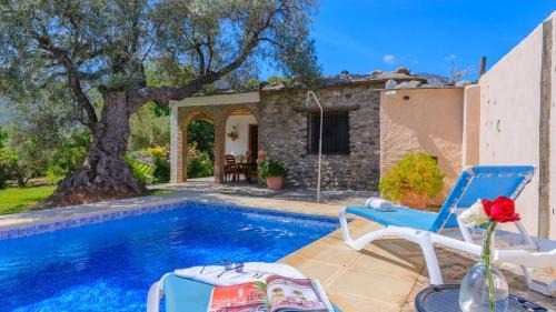 Orgiva Casa | Cortijo Las Pitas Órgiva by Ruralidays